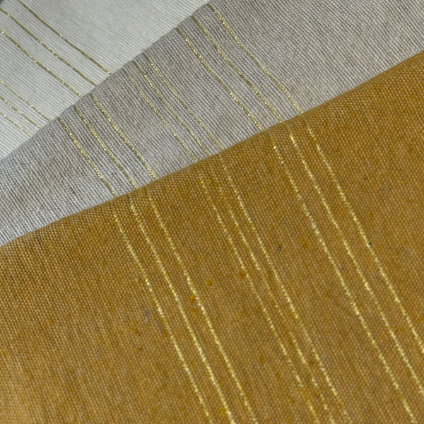 Plaids pompons
