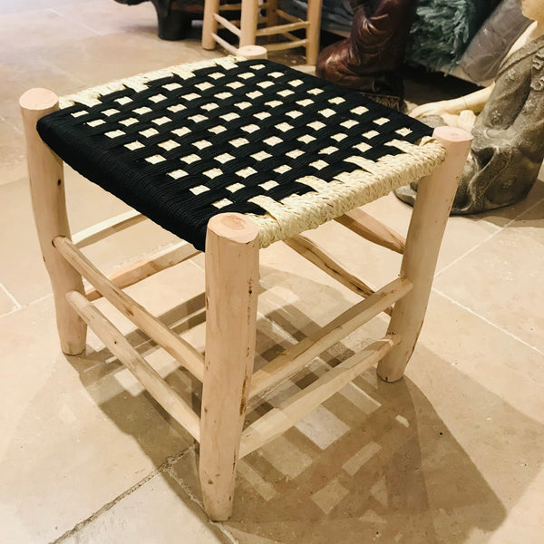 Tabouret tressé noir